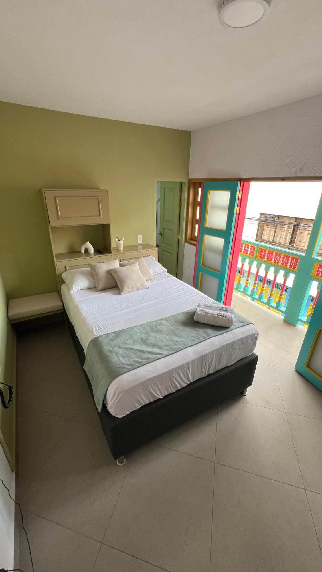 Hotel Chromatic Guatapé Eksteriør bilde